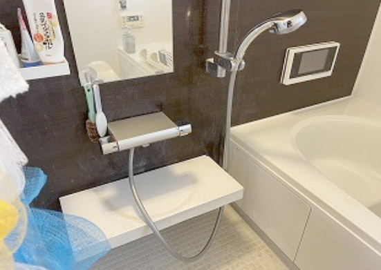 福岡市中央区小笹の浴室水栓取替工事